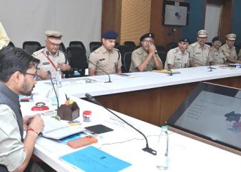 Excise Commissioner Namit Mehta held a meeting with excise officials in Jodhpur
