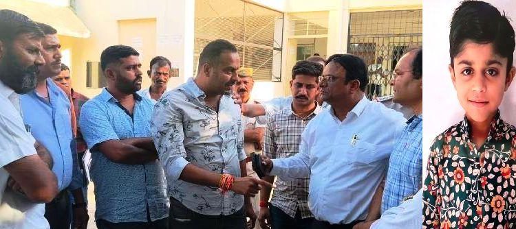 St. Anthony Senior Secondary School Udaipur Pole Falls on Head eight years Student Dies