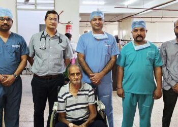 udaipur PMCH doctors team saved 80 year old man by performing complex thoracic surgery at PMCH