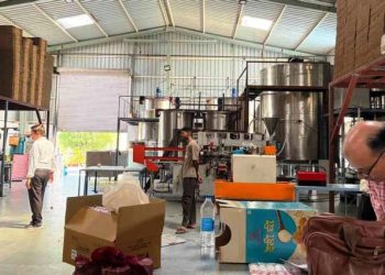 Udaipur news Adultered ghee 18000 Liters Seized, 42000 kg of Dairy Products Under Scrutiny