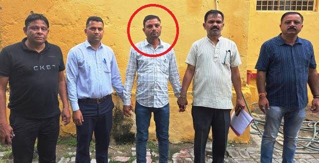 Dungarpur ACB arrest VDO of sagwada for taking bribe