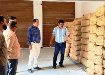 latest news shudh aahar milawat par war action in salumer udaipur