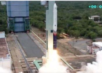 skyroot-aerospace-vikram-1-launch-india-first-private-orbital-rocket-aagaman-mission