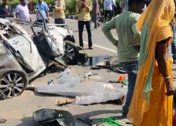 udaipur-car accident-two-medical-students-died at debari amberi highway
