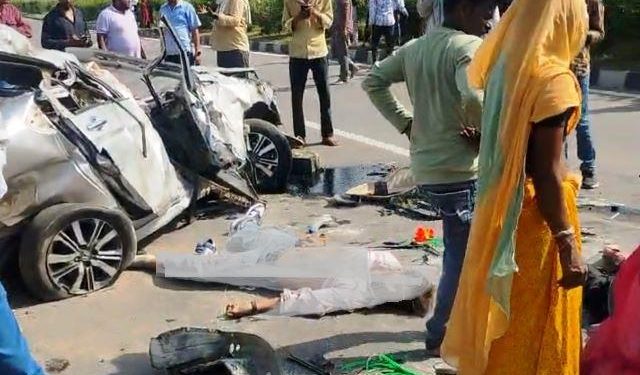 udaipur-car accident-two-medical-students-died at debari amberi highway