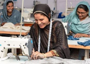 hindustan-zinc-sakhi-microenterprise-women-income-growth-43-percent