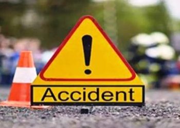 udaipur-container-hits-scooty-husband-wife-dies at debari